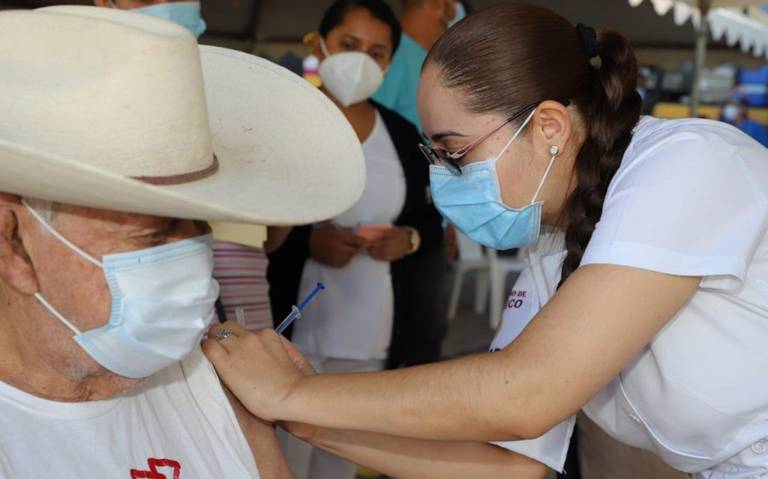 Michoacán: más de 10 mil adultos mayores ya fueron vacunados