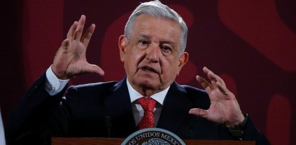 Iberdrola tiene que pagar la multa: AMLO