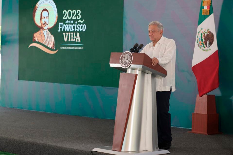 Cárdenas Batel deja de ser coordinador de asesores de AMLO, va a órgano permanente de la CELAC