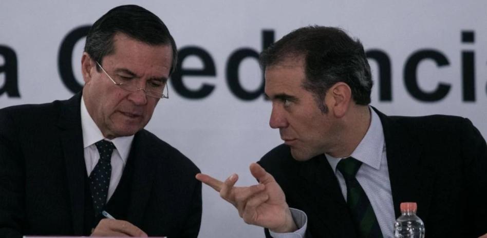 Jueza concede la suspensión definitiva a Edmundo Jacobo; inminente regresa al INE