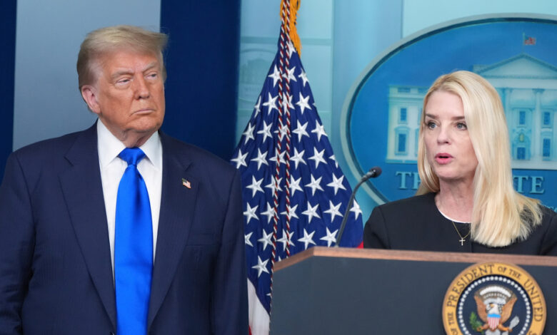 La administración de Trump demanda a Minnesota por políticas santuario